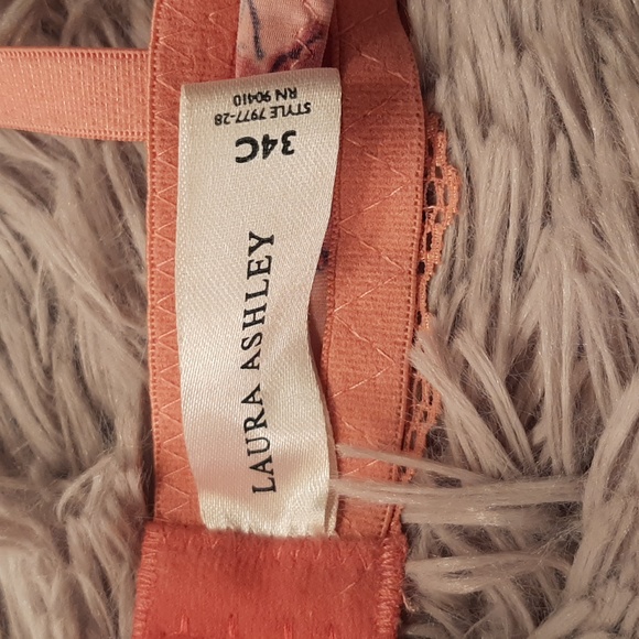 Laura Ashley bra 34C - Picture 4 of 4